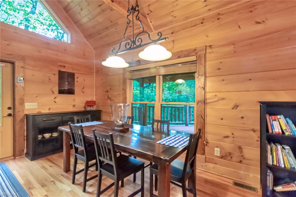 1625 Staghorn Road Purlear, NC 28665 - Photo 8 of 50