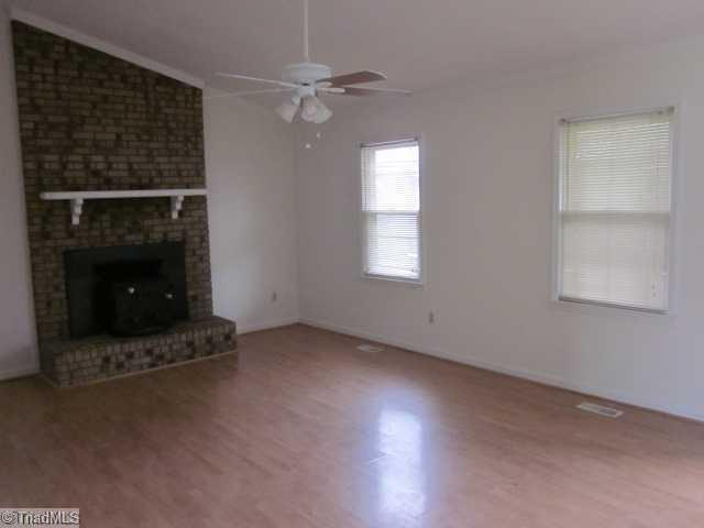 4204 Huff Road Archdale, NC 27263 - Photo 3 of 5 Living Room.