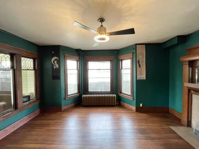 $179,500 | 407 South Minnesota Street, Redwood Falls, MN 56283