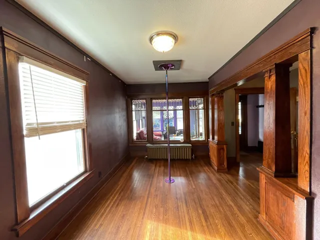 $179,500 | 407 South Minnesota Street, Redwood Falls, MN 56283