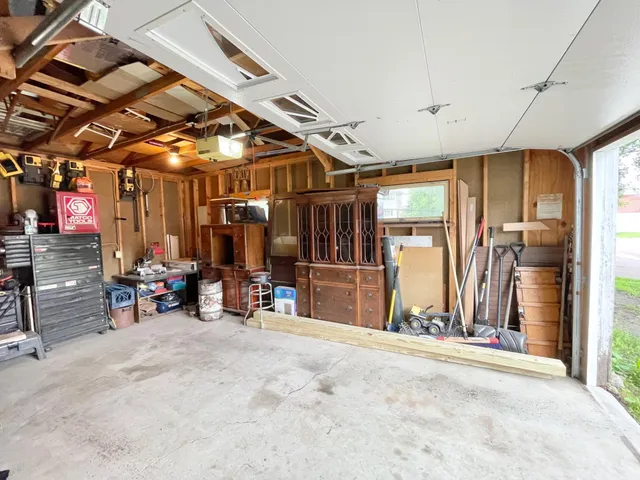 $179,500 | 407 South Minnesota Street, Redwood Falls, MN 56283