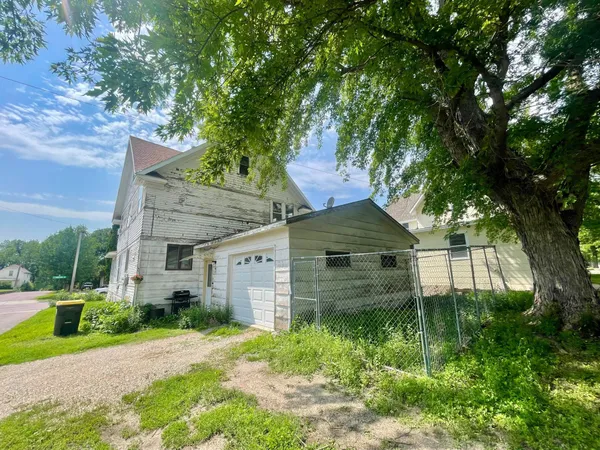 $172,500 | 407 South Minnesota Street, Redwood Falls, MN 56283