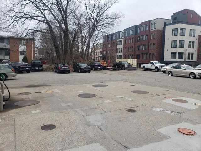 $75 | 4959 Washington Street, Boston, MA 02132