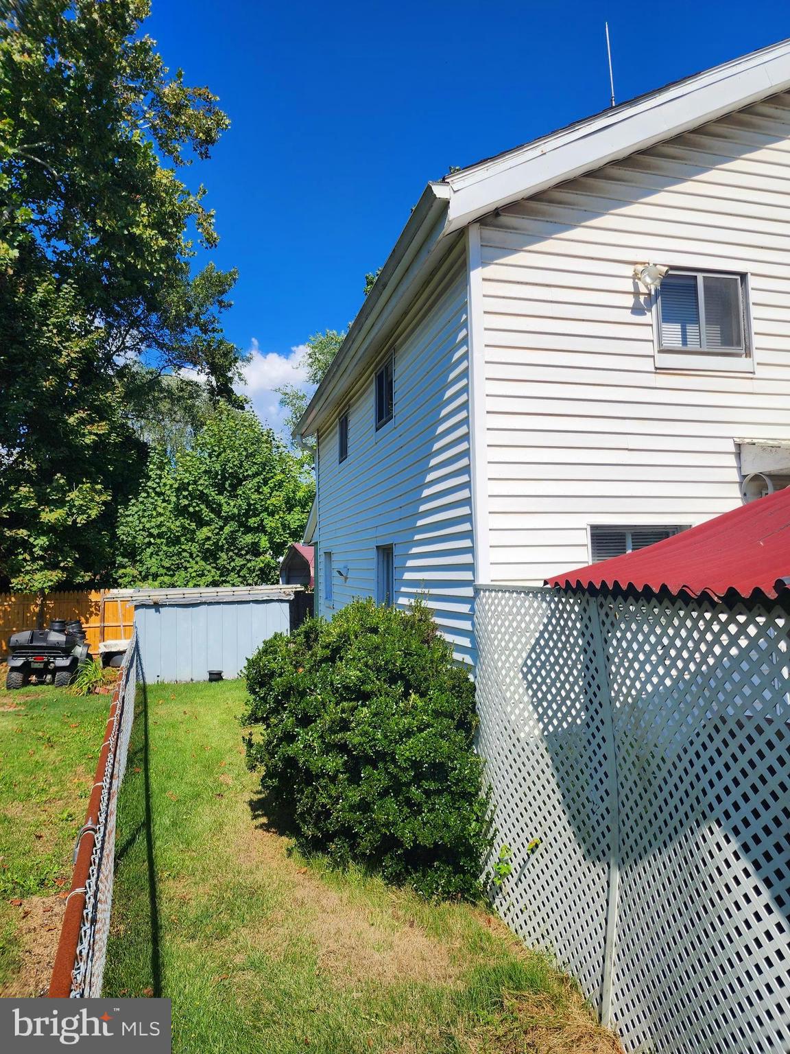 14403 Ellerslie Road Ellerslie, MD 21529 - Photo 33 of 34 a front view of a house with a yard