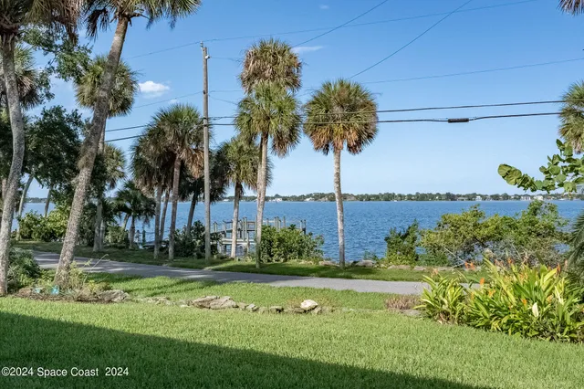 $1,999,000 | 11 Bayshore Court, Rockledge, FL 32955