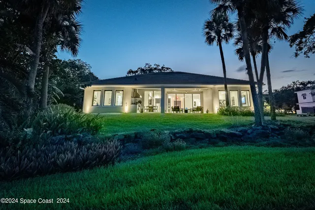 $1,999,000 | 11 Bayshore Court, Rockledge, FL 32955