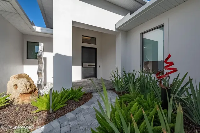 $1,999,000 | 11 Bayshore Court, Rockledge, FL 32955