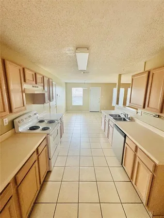 $1,950 | 1728 Chesterwood Drive, Rockwall, TX 75032