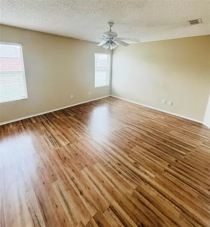 $1,950 | 1728 Chesterwood Drive, Rockwall, TX 75032