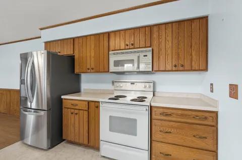 $299,900 | 1756 Southland Avenue, Oshkosh, WI 54902