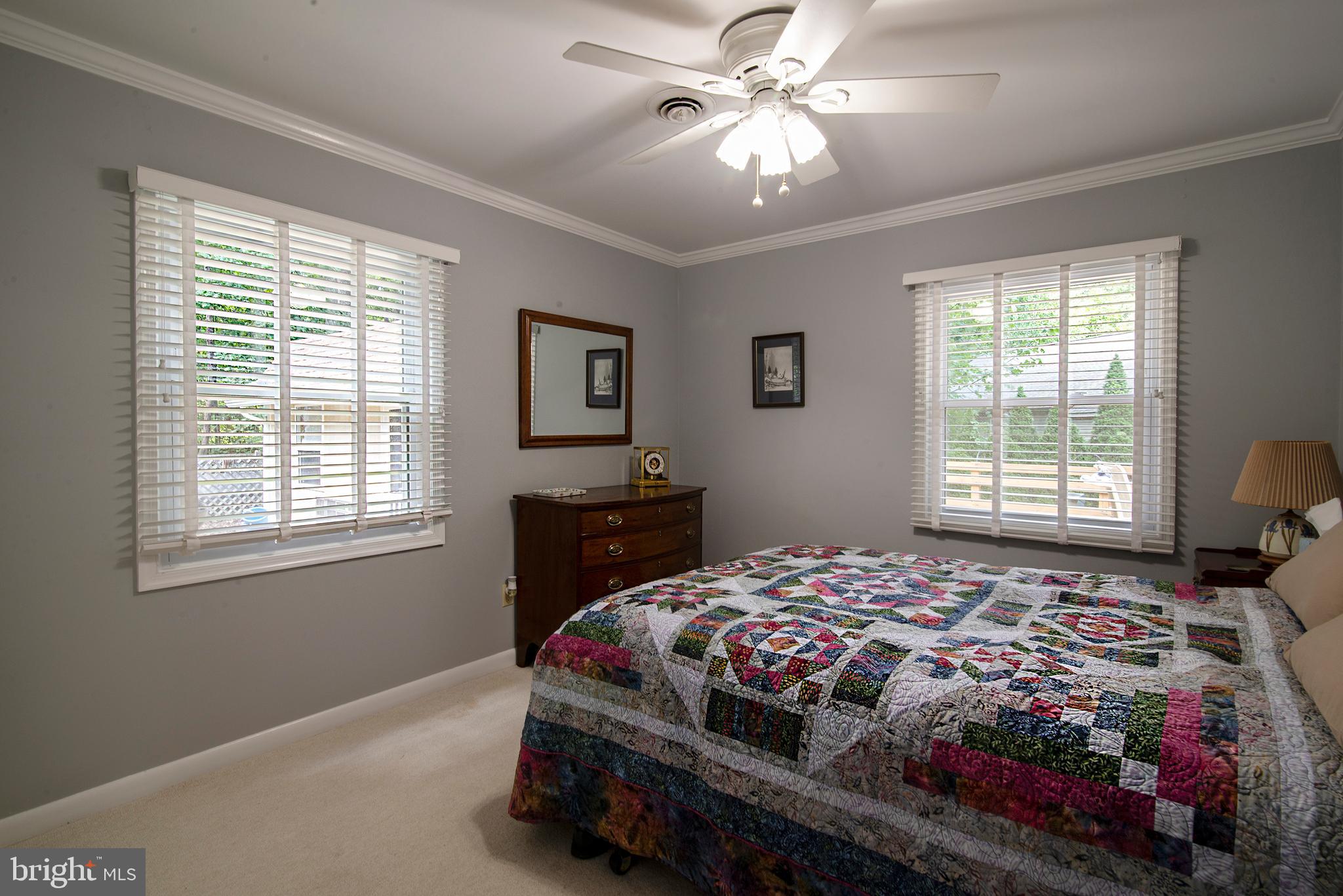 102 Monument Road Locust Grove, VA 22508 - Photo 22 of 38 3rd Bedroom,Ceiling fan & crown molding !