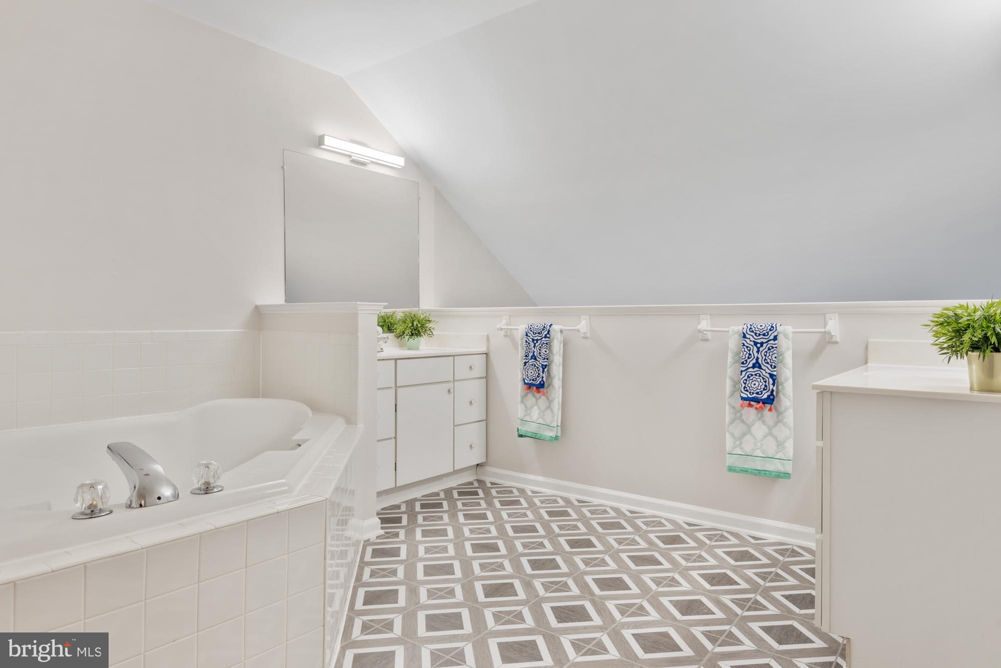 1280 Vintage Place Reston, VA 20194 - Photo 20 of 32