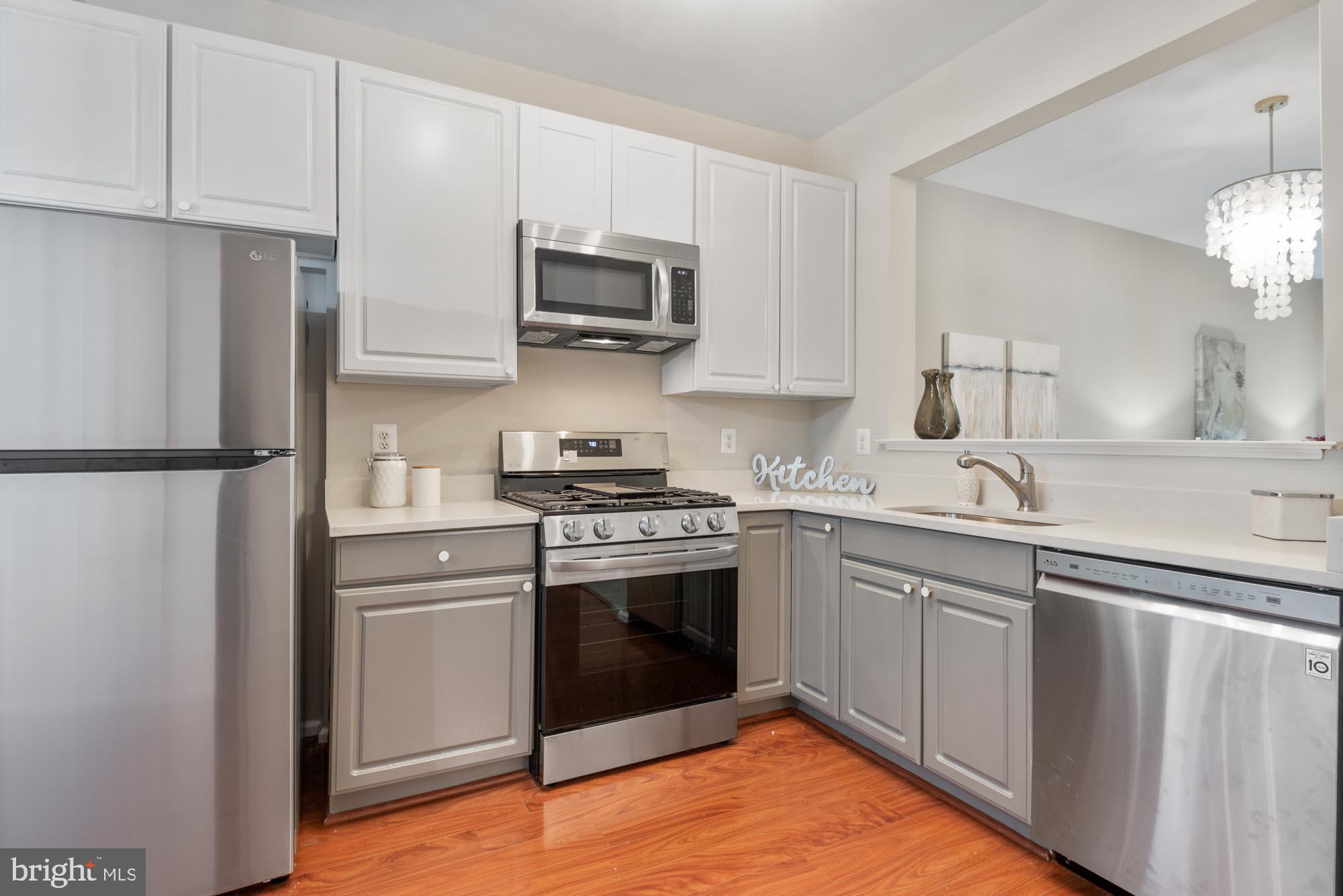 1280 Vintage Place Reston, VA 20194 - Photo 7 of 32