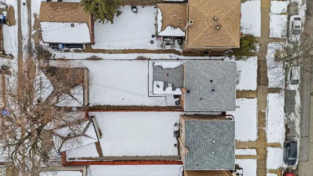 $279,900 | 10111 South Eberhart Avenue, Chicago, IL 60628