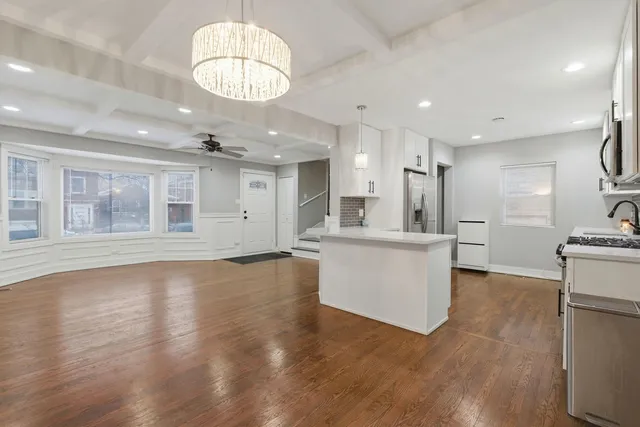 $279,900 | 10111 South Eberhart Avenue, Chicago, IL 60628