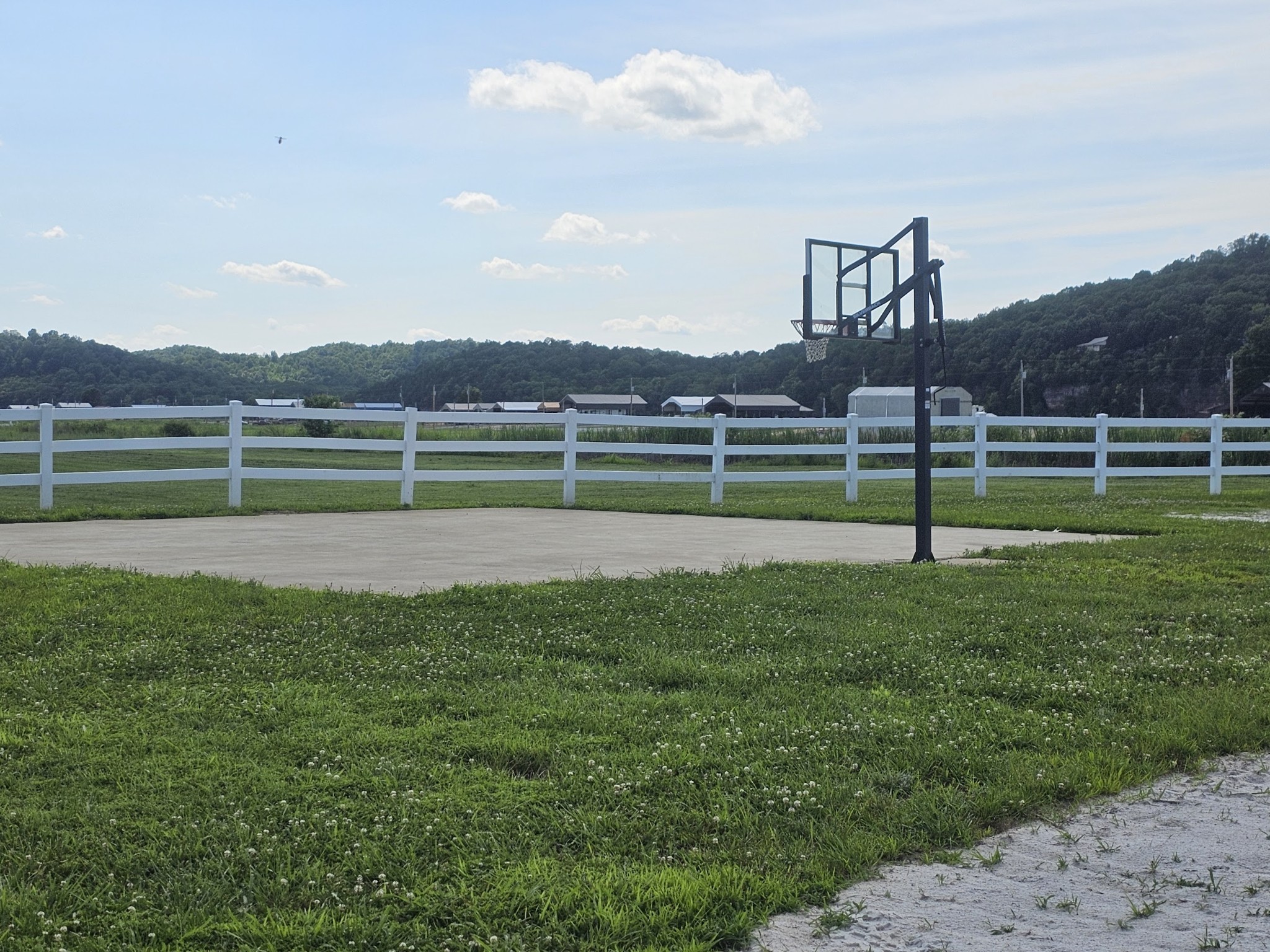 328 Duck Blind Road Clifton, TN 38425 - Photo 23 of 32 Gallery Image 23