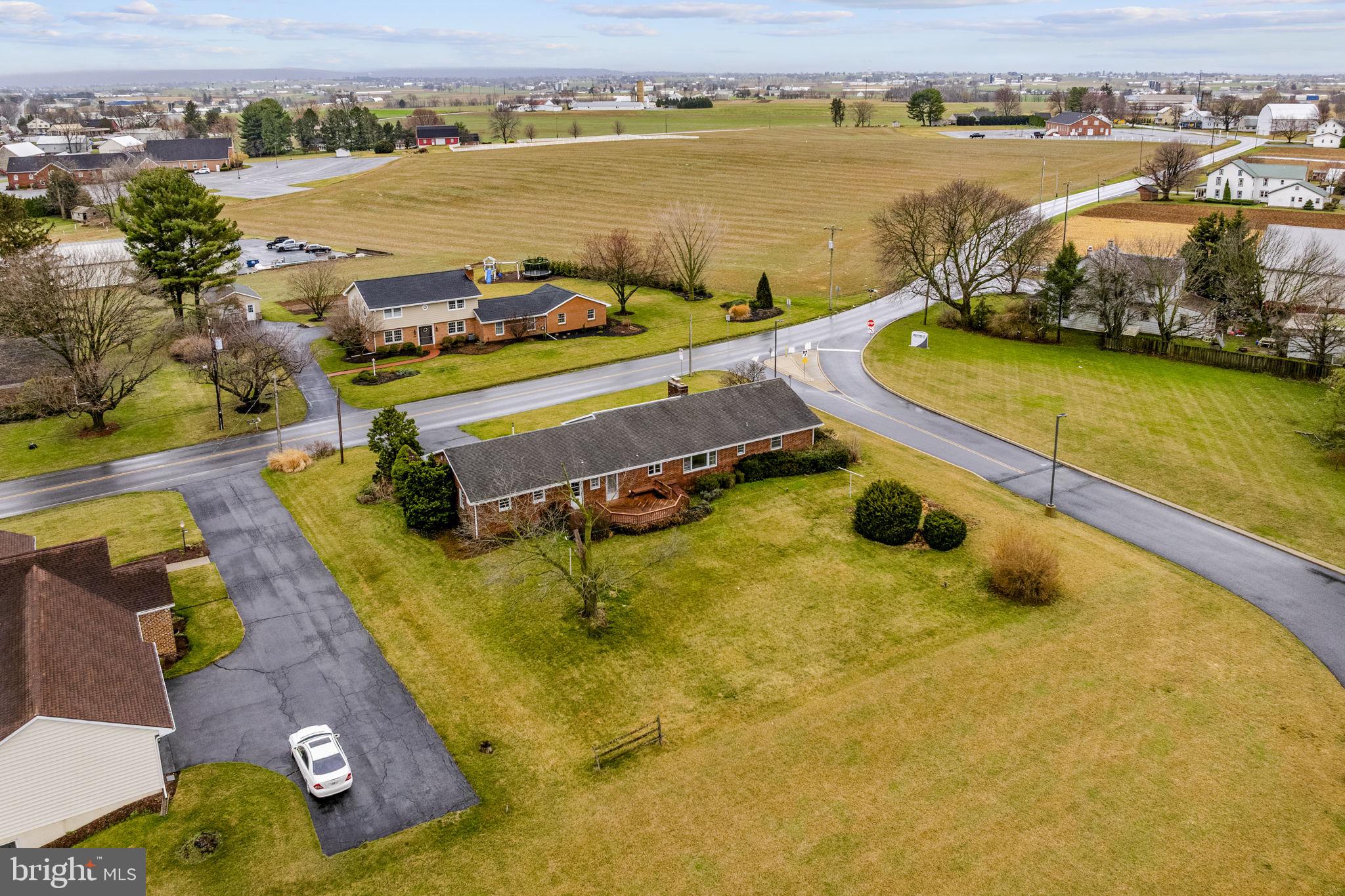 632 East Farmersville Road Ephrata, PA 17522 - Photo 4 of 47