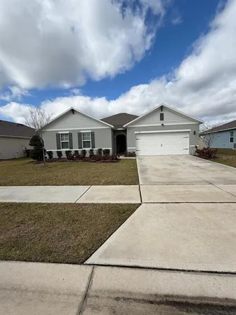$2,500 | 750 Auburn Grv Court, Auburndale, FL 33823