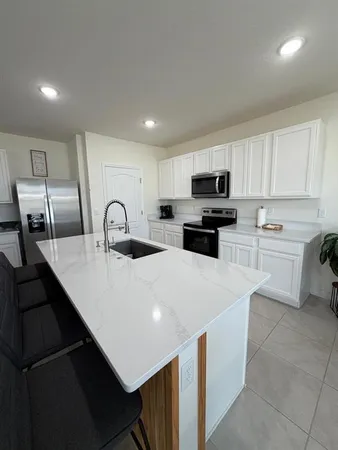 $2,500 | 750 Auburn Grv Court, Auburndale, FL 33823