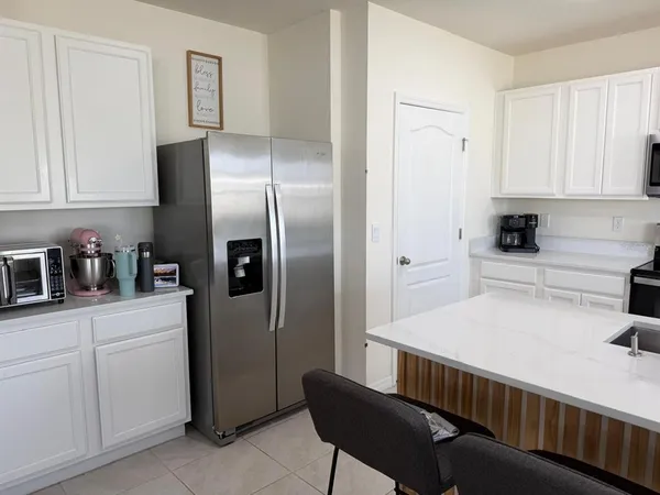 $2,500 | 750 Auburn Grv Court, Auburndale, FL 33823