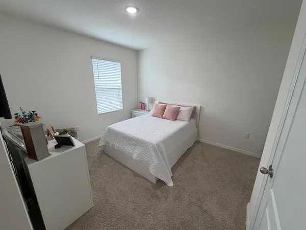 $2,500 | 750 Auburn Grv Court, Auburndale, FL 33823