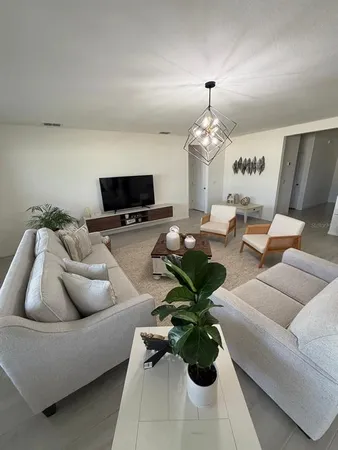 $2,500 | 750 Auburn Grv Court, Auburndale, FL 33823