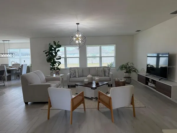 $2,500 | 750 Auburn Grv Court, Auburndale, FL 33823