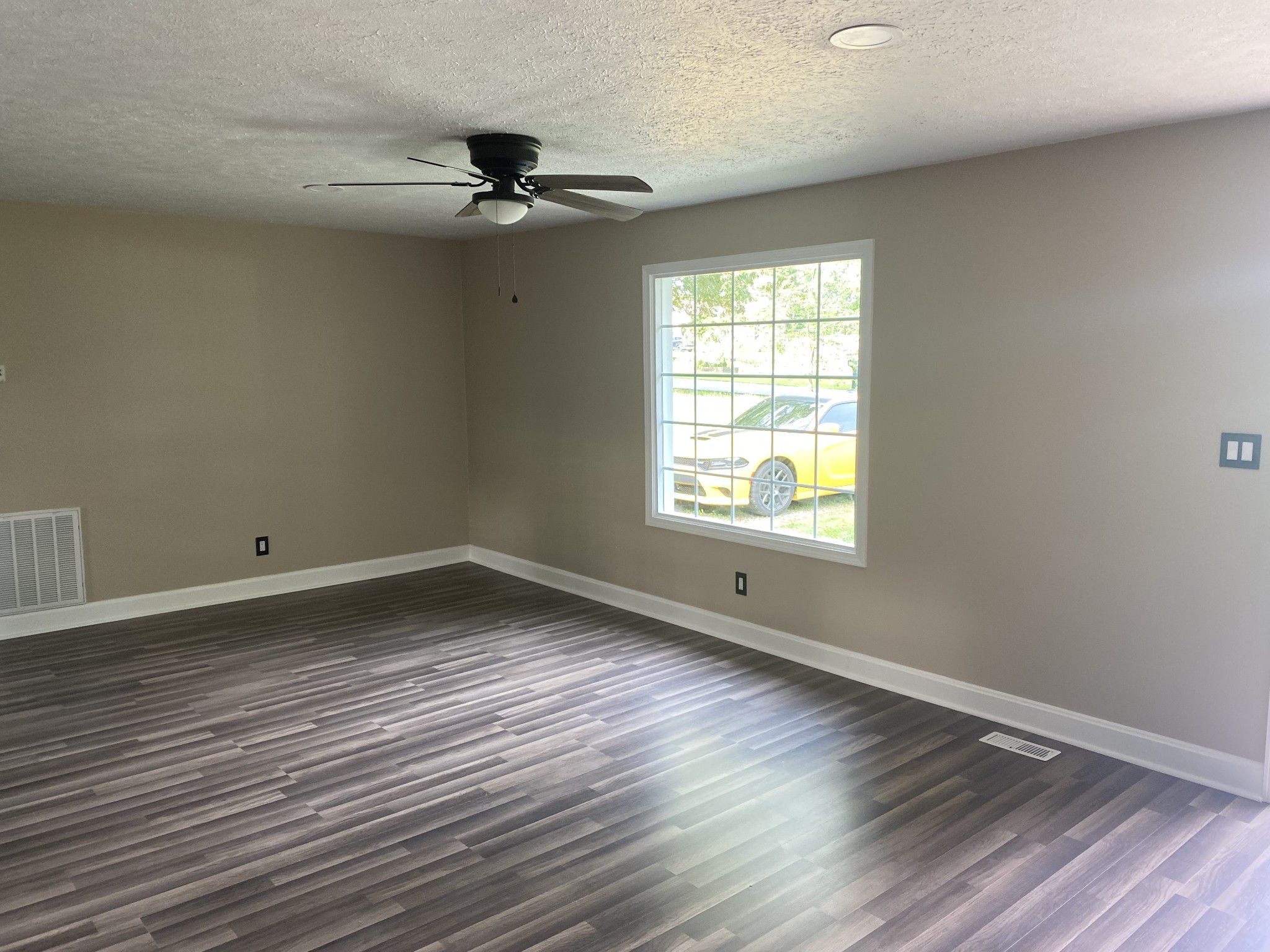 917 Madison Street Manchester, TN 37355 - Photo 11 of 17