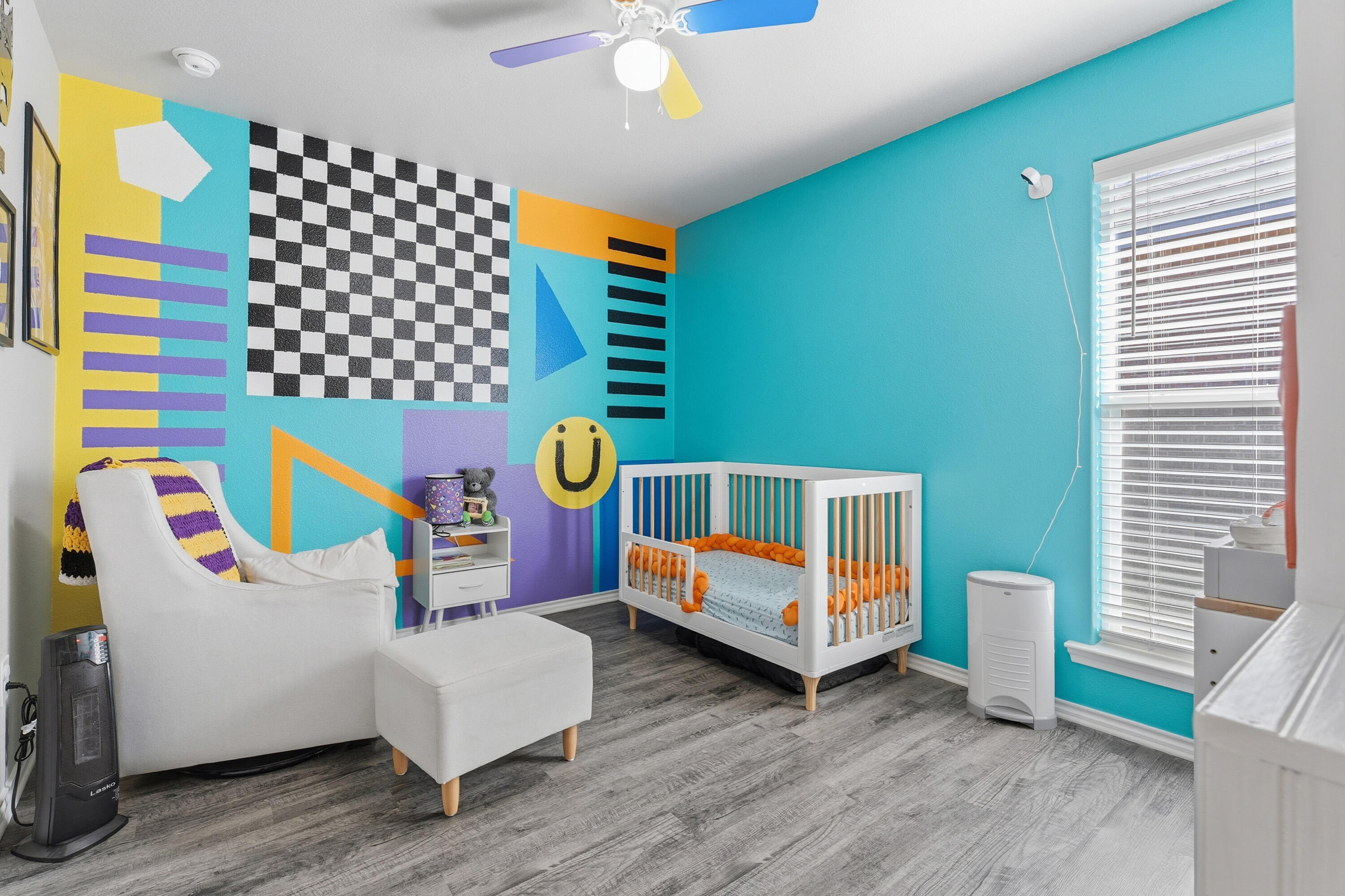 6827 39th Street Lubbock, TX 79407 - Photo 19 of 25 a living room with furniture and wooden floor