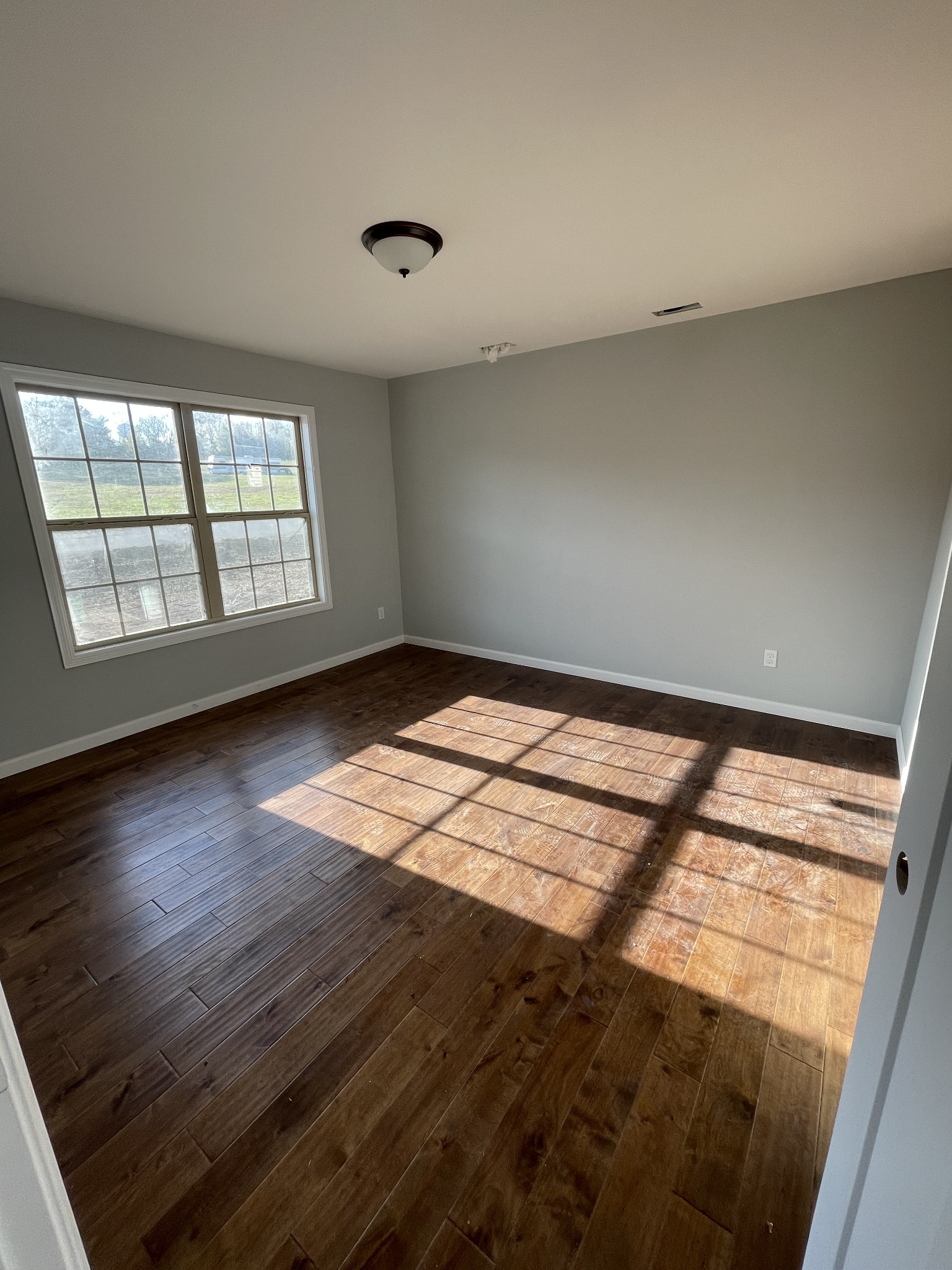 516 Decherd Estill Road Decherd, TN 37324 - Photo 5 of 13 Gallery Image 5