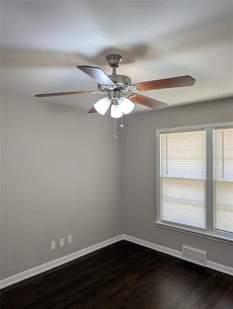 $1,995 | 3745 Willomet Avenue, Fort Worth, TX 76133