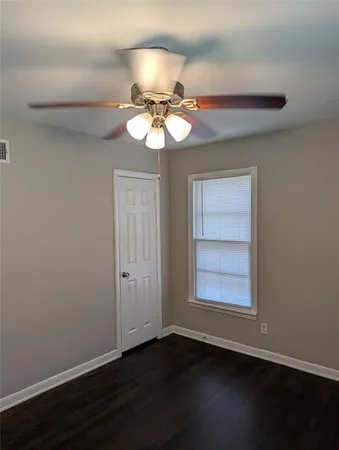 $1,995 | 3745 Willomet Avenue, Fort Worth, TX 76133