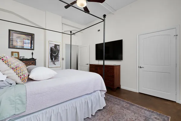 $374,000 | 1301 Market Street, Unit 301, Chattanooga, TN 37402