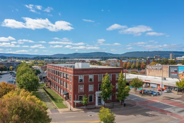 $374,000 | 1301 Market Street, Unit 301, Chattanooga, TN 37402