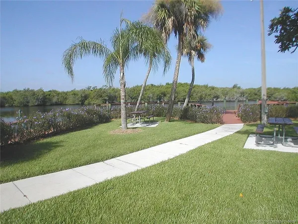 $1,500 | 641 Southwest South River Drive, Unit 204, Stuart, FL 34997