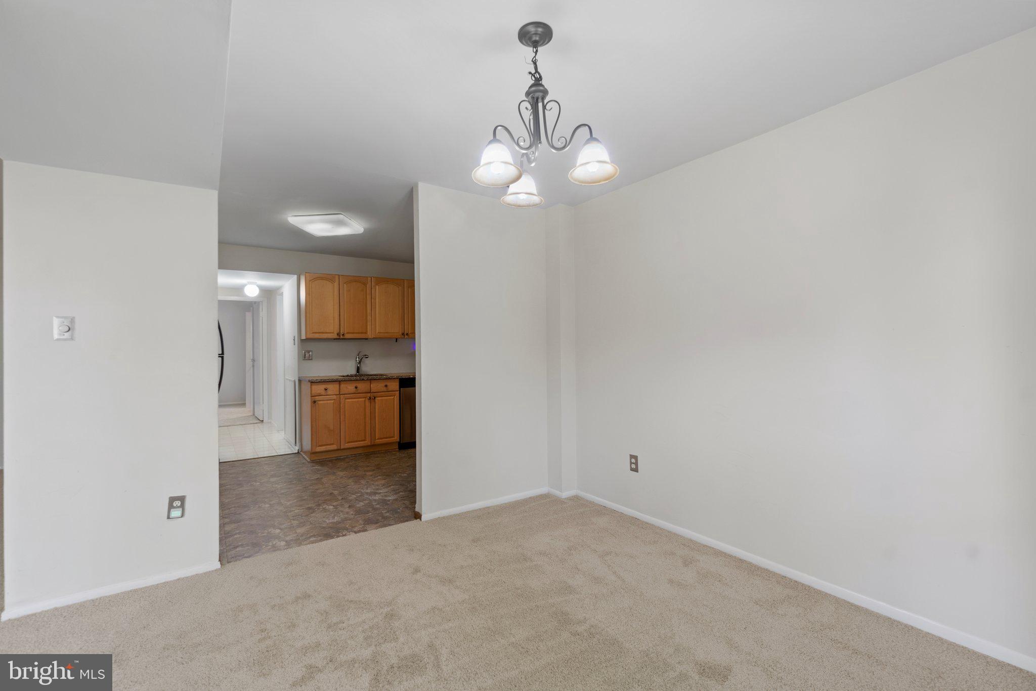 2002 Colts Neck Road, Unit 1A Reston, VA 20191 - Photo 11 of 22 Dining Room