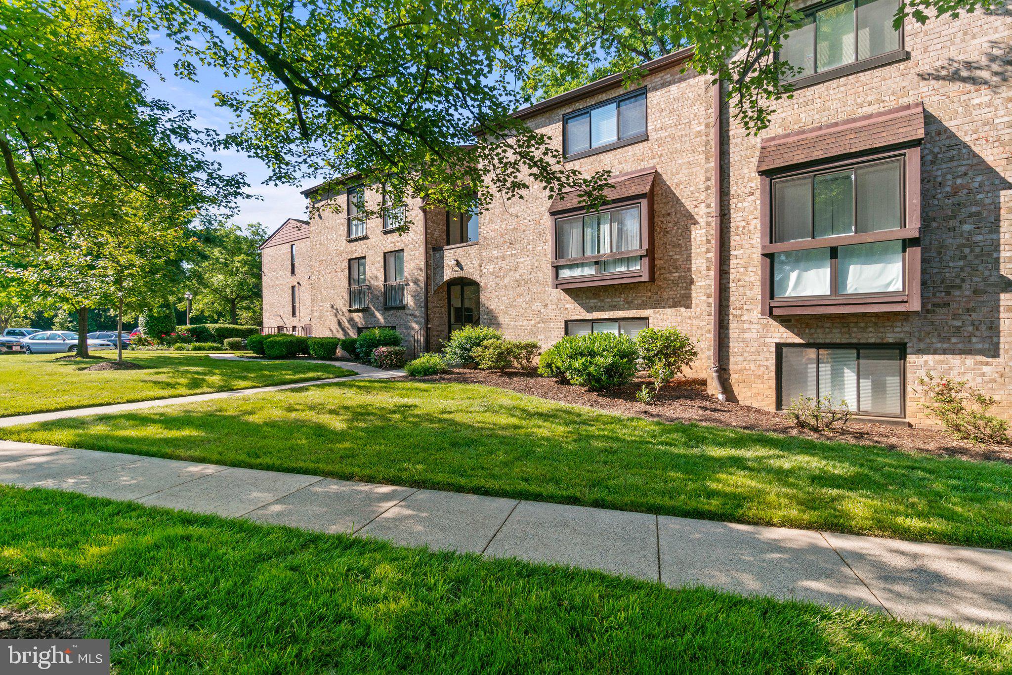 2002 Colts Neck Road, Unit 1A Reston, VA 20191 - Photo 2 of 22