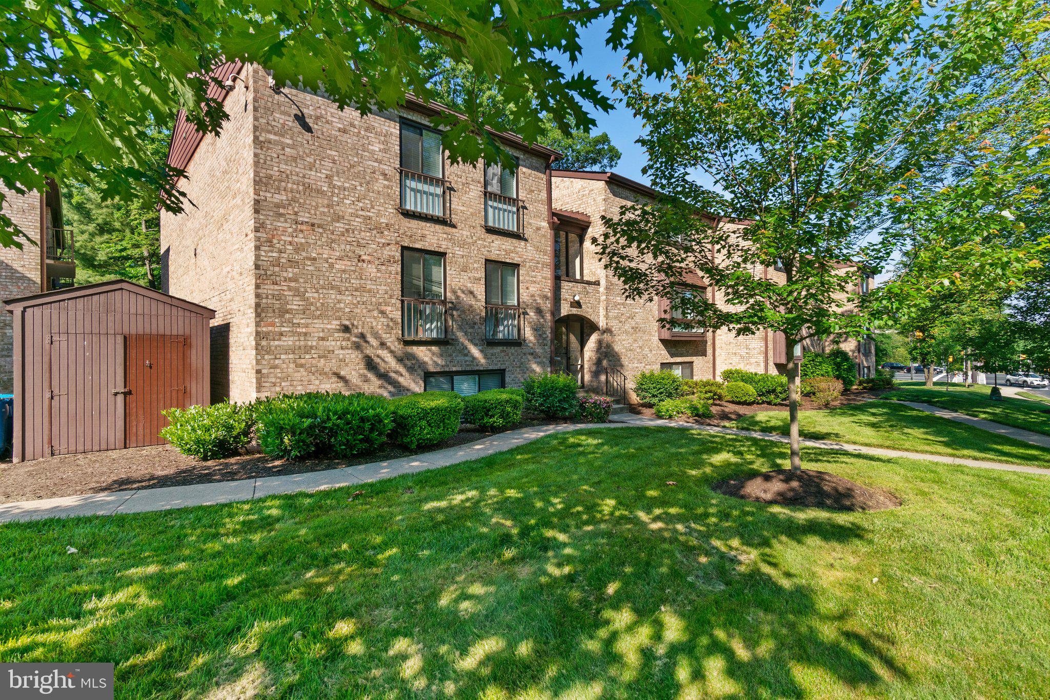 2002 Colts Neck Road, Unit 1A Reston, VA 20191 - Photo 3 of 22