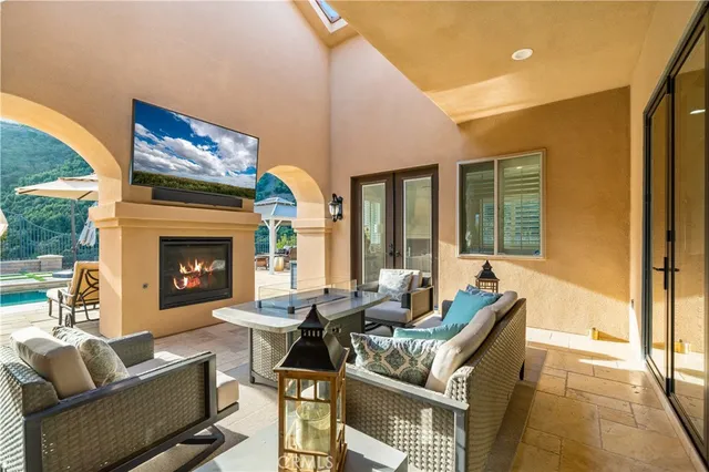 $1,999,999 | 43831 Mountain Run Circle, Temecula, CA 92590