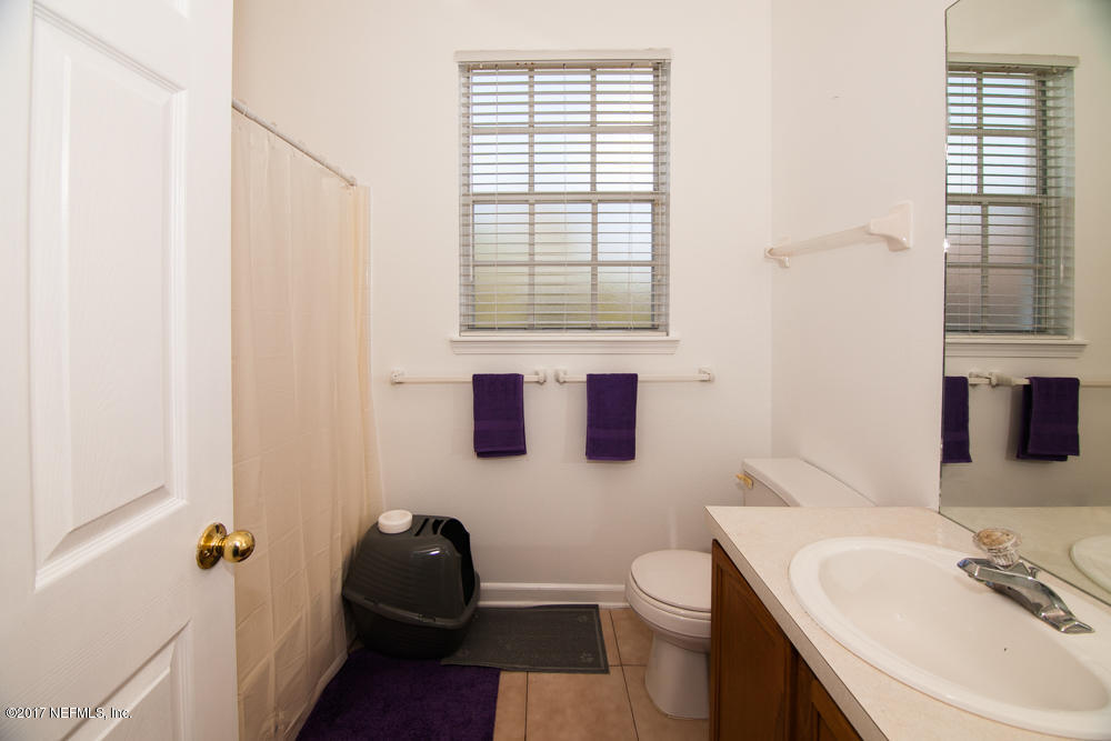 10550 Baymeadows Road, Unit 711 Jacksonville, FL 32256 - Photo 16 of 16 second bath
