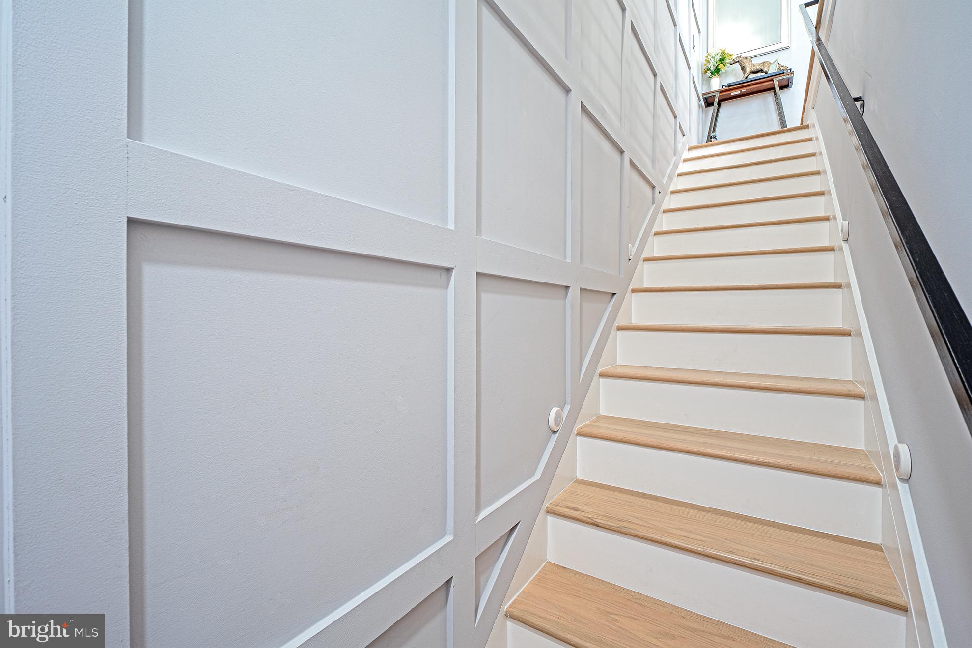 1219 Wylie Street Northeast, Unit 2 Washington, DC 20002 - Photo 3 of 29 a view of entryway