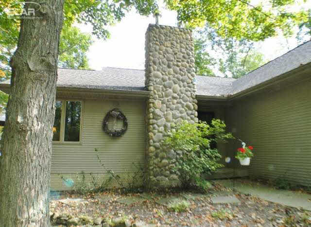 1325 Vandekarr Road Owosso, MI 48867 - Photo 37 of 38 20449851-36.JPG