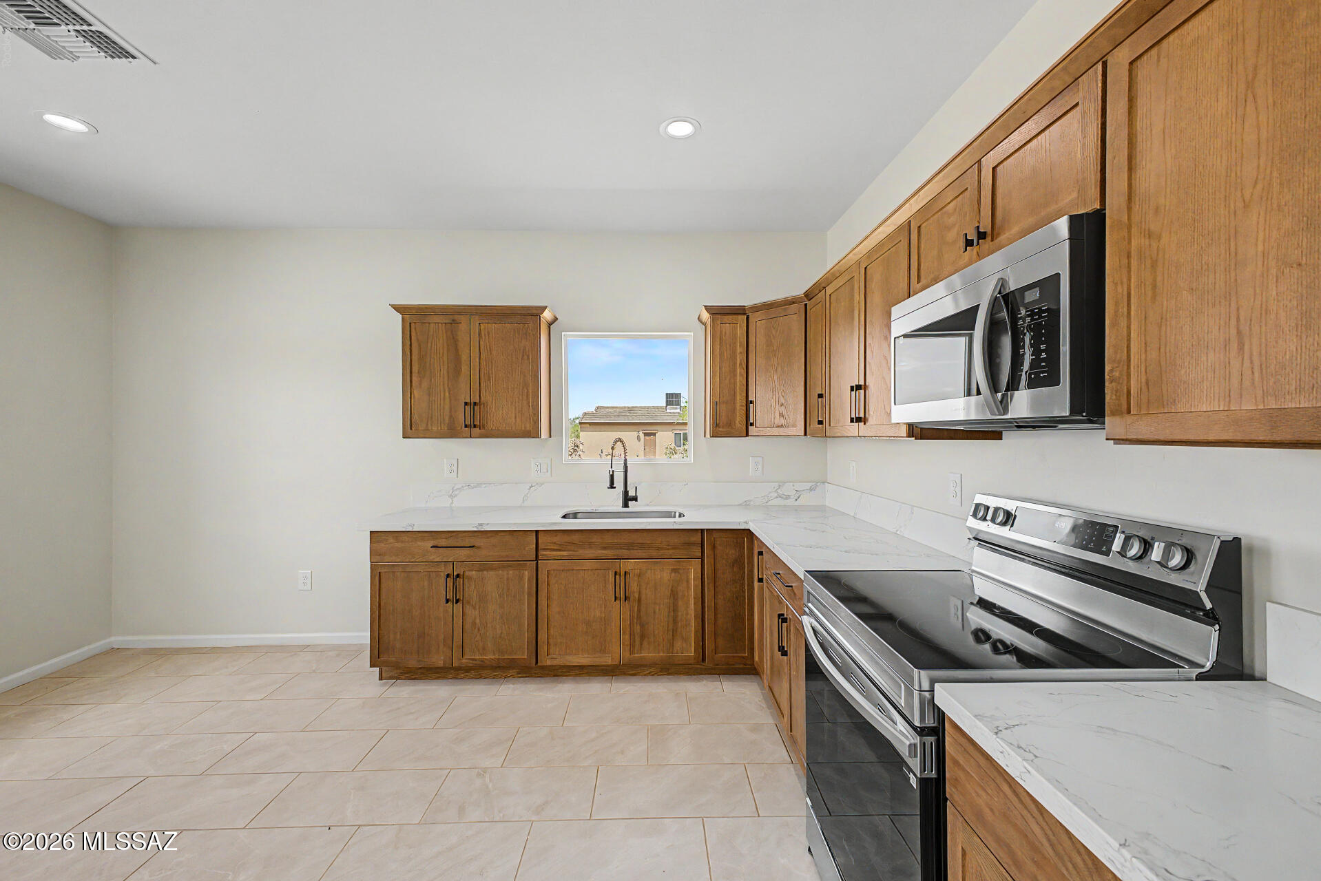 16840 West Chumblers Road Tucson, AZ 85736 - Photo 13 of 28