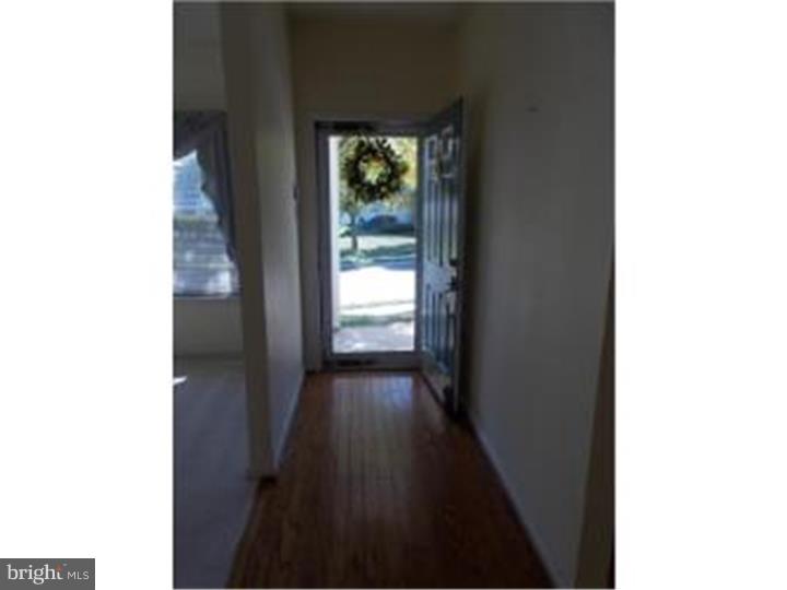 3005 Sterling Road, Unit 112 Yardley, PA 19067 - Photo 7 of 25 Foyer