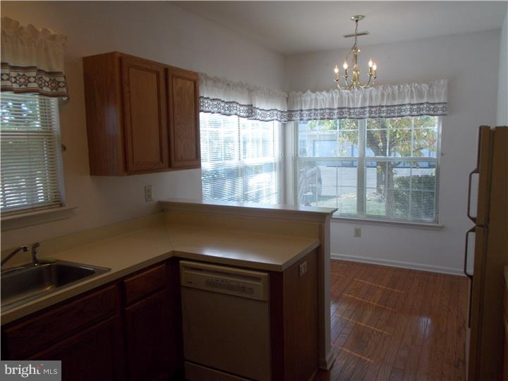 3005 Sterling Road, Unit 112 Yardley, PA 19067 - Photo 10 of 25 Kitchen
