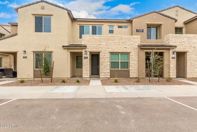 $2,500 | 729 East Zesta Lane, Unit 103, Gilbert, AZ 85297