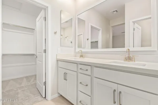 $2,450 | 729 East Zesta Lane, Unit 103, Gilbert, AZ 85297