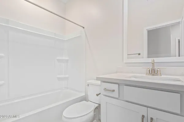 $2,400 | 729 East Zesta Lane, Unit 103, Gilbert, AZ 85297