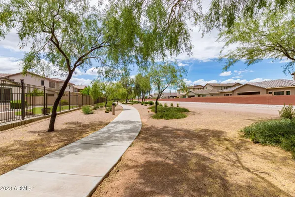 $2,450 | 729 East Zesta Lane, Unit 103, Gilbert, AZ 85297