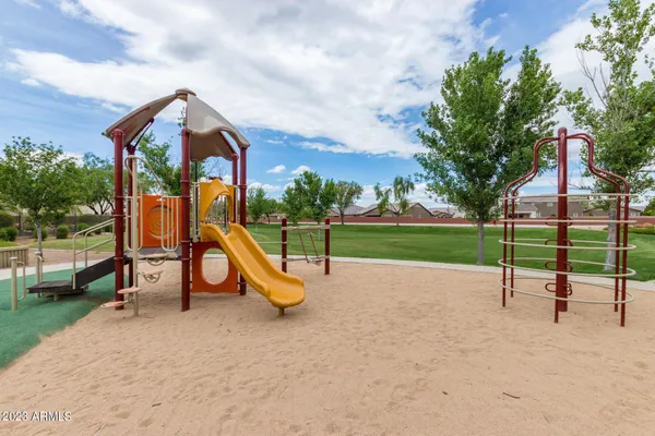 $2,450 | 729 East Zesta Lane, Unit 103, Gilbert, AZ 85297